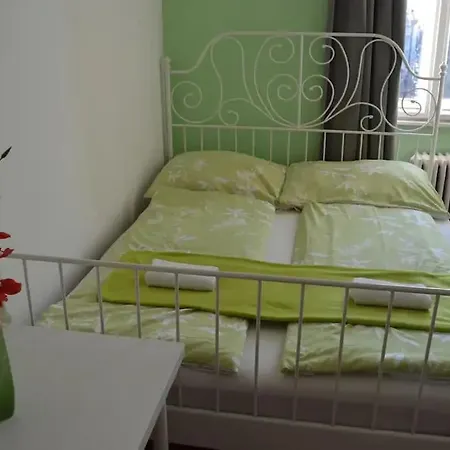 Budapest Guesthouse בית אירוח בודפשט